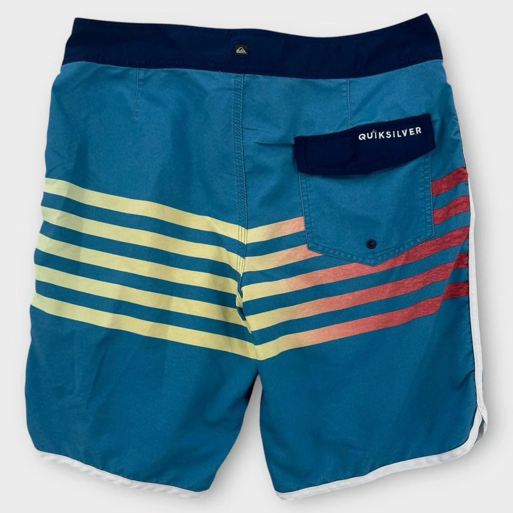 Quiksilver Board Shorts‎ Mens 32 Blue Striped Swim Trunks Beach Vacation